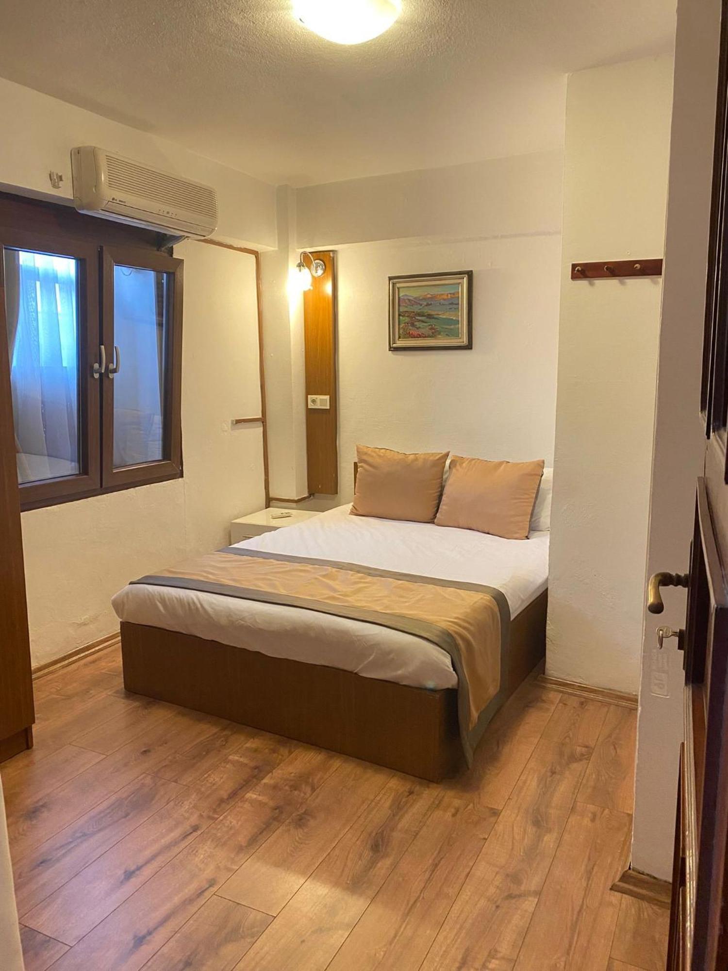Konak Hotel Kaleici Antalya Exterior photo