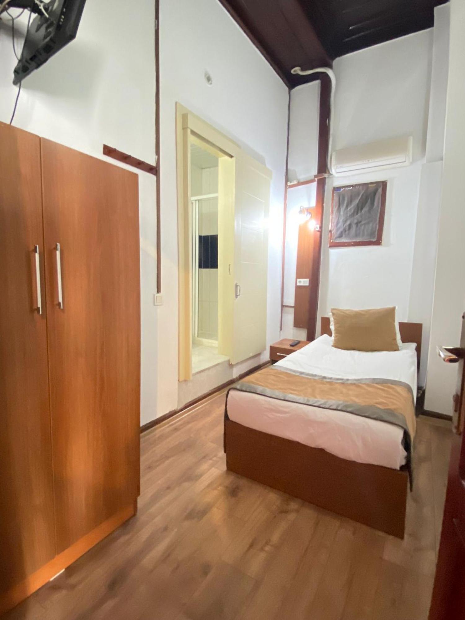 Konak Hotel Kaleici Antalya Exterior photo
